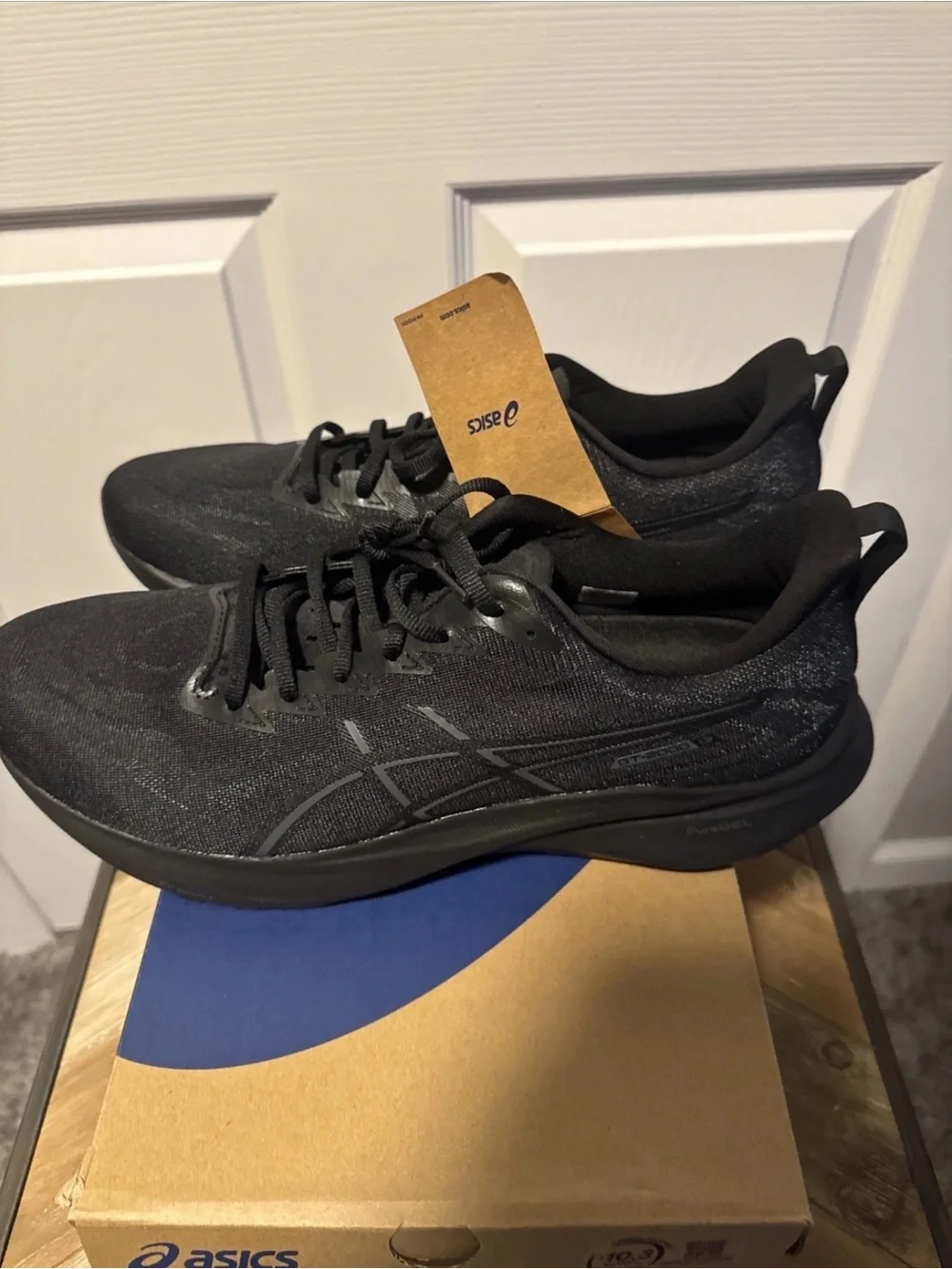 ASICS Men's Black Athletic Running Shoes with Reflective Accents